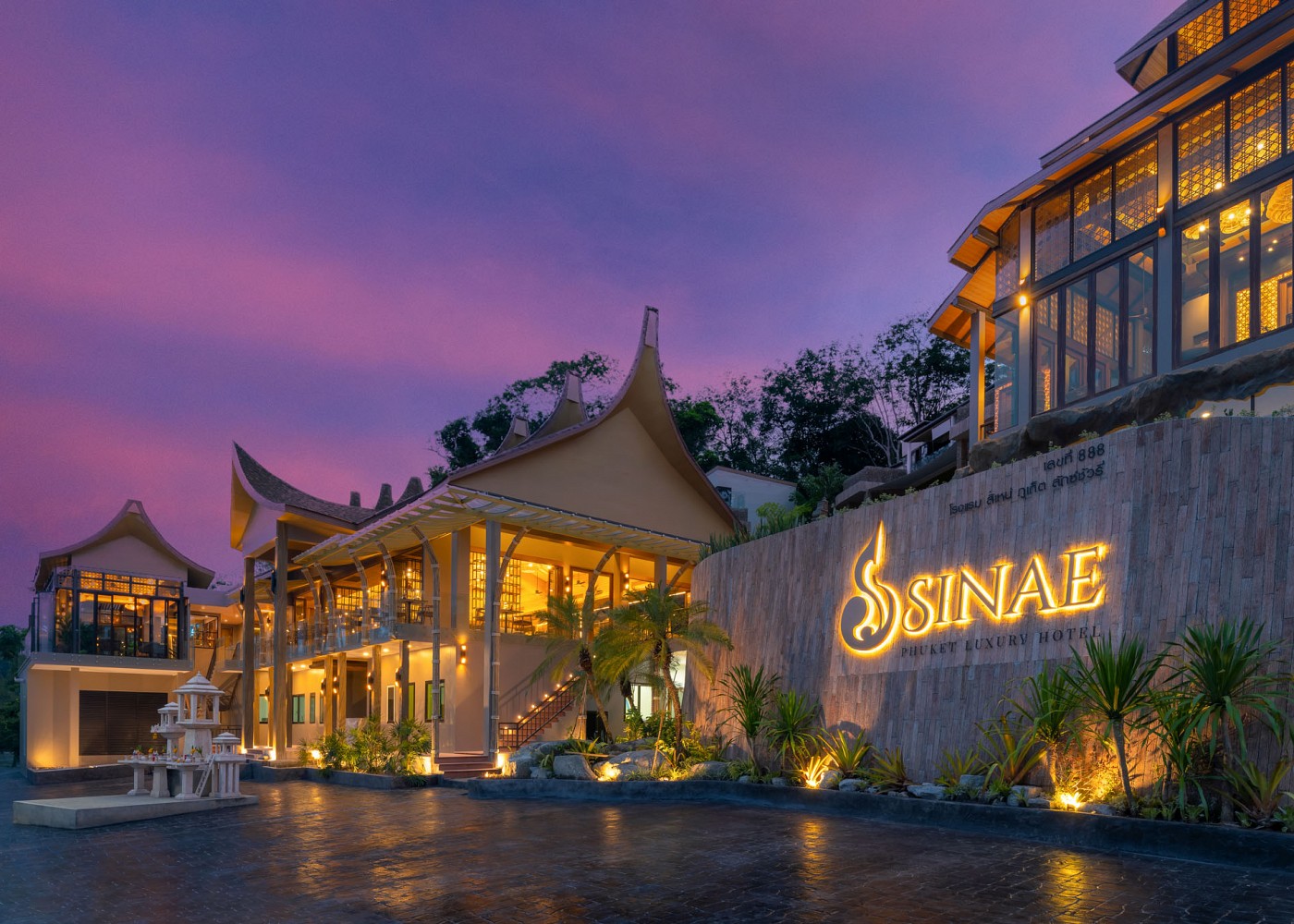 Resort and Hotel Villas with Pool Access
