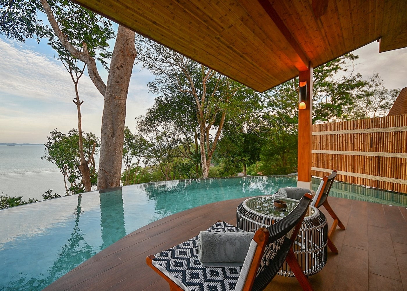 Sinae Phuket: Elevating Thai Hospitality – Design Hotel Silver Award Winner at the 14th Thailand Tourism Awards 2023