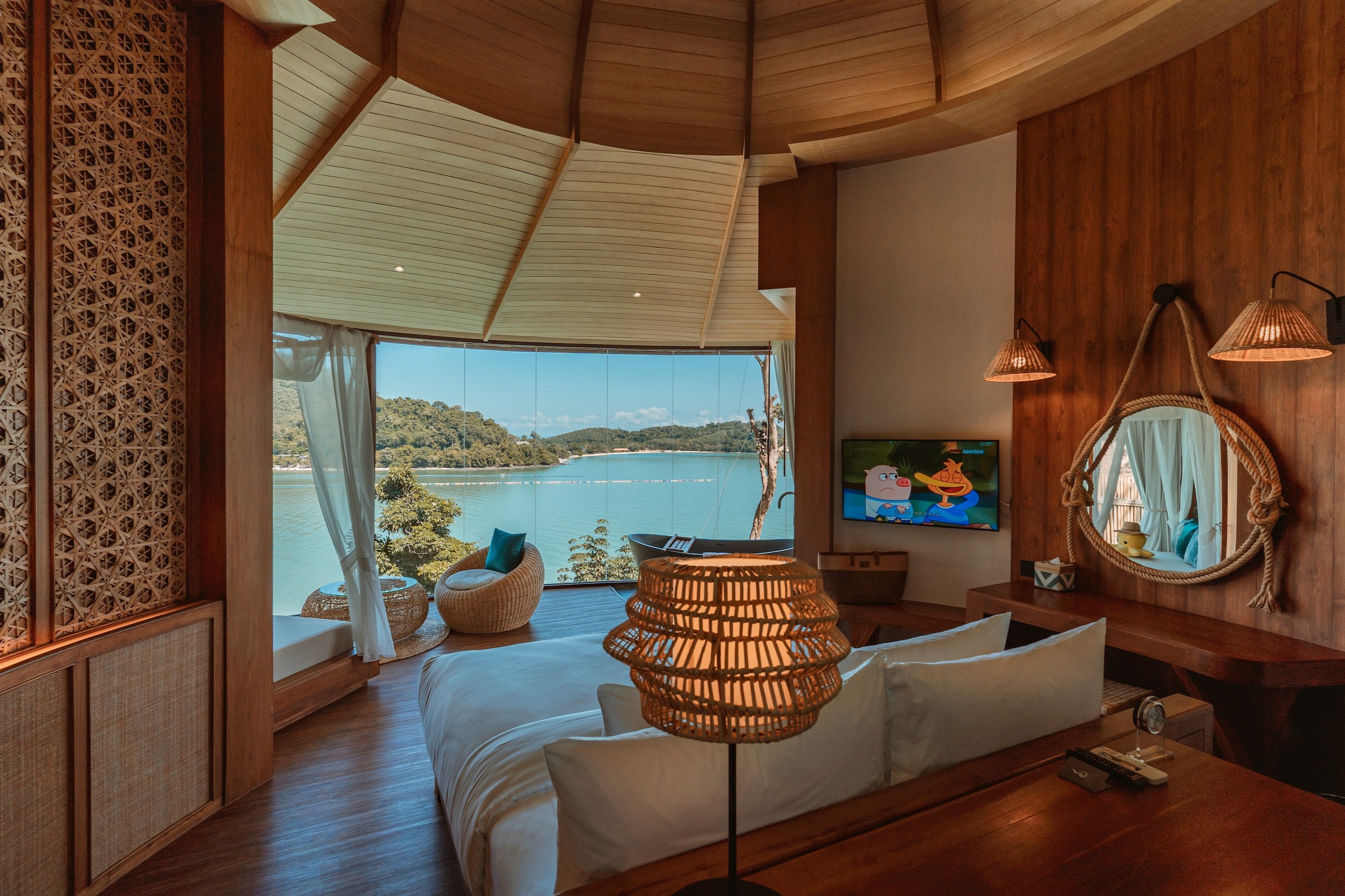 Duplex Pool Villa - Kid Stays Free