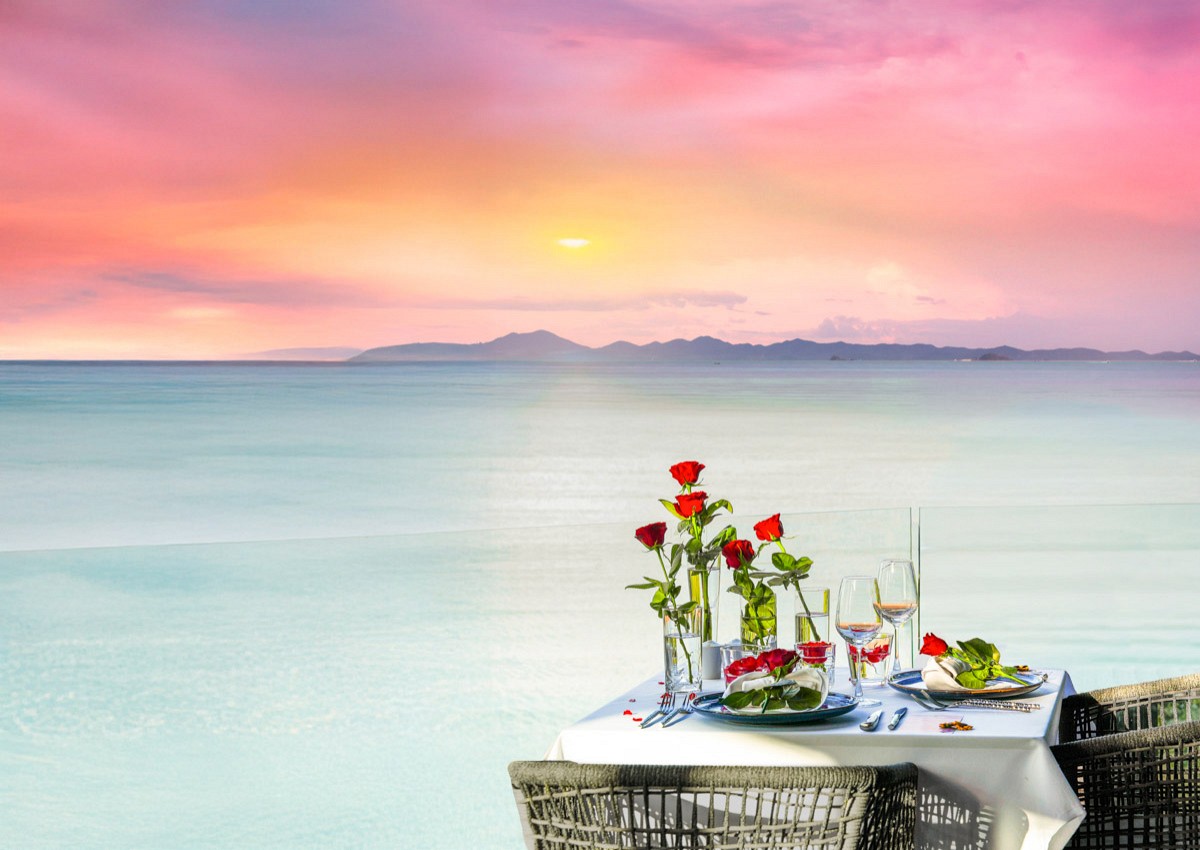 Romantic Dinner by the Sea