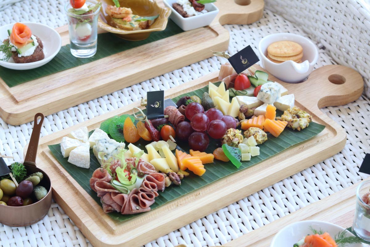 Sinae Phuket Luxury Hotel