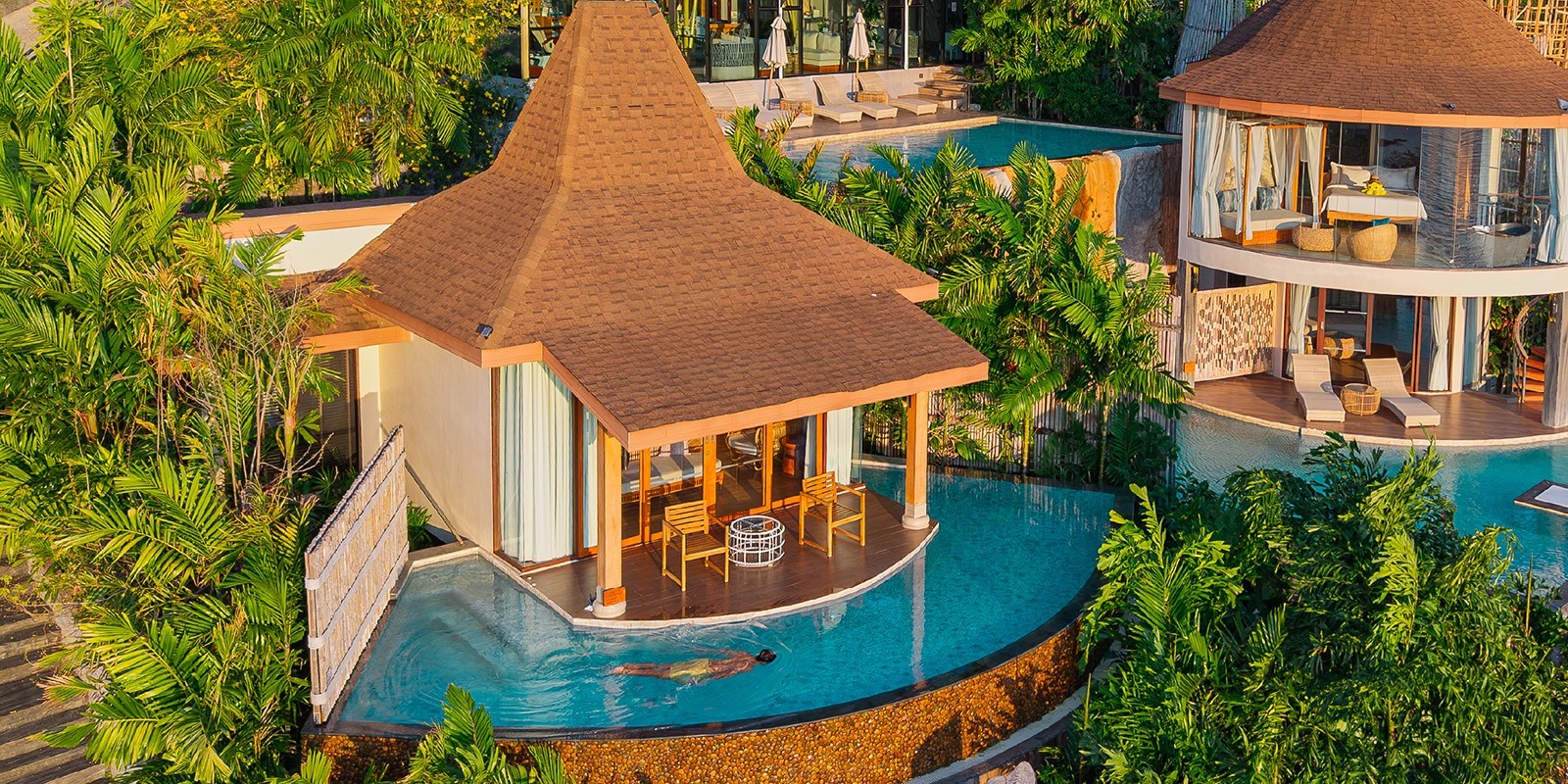 Sinae Phuket Luxury Hotel